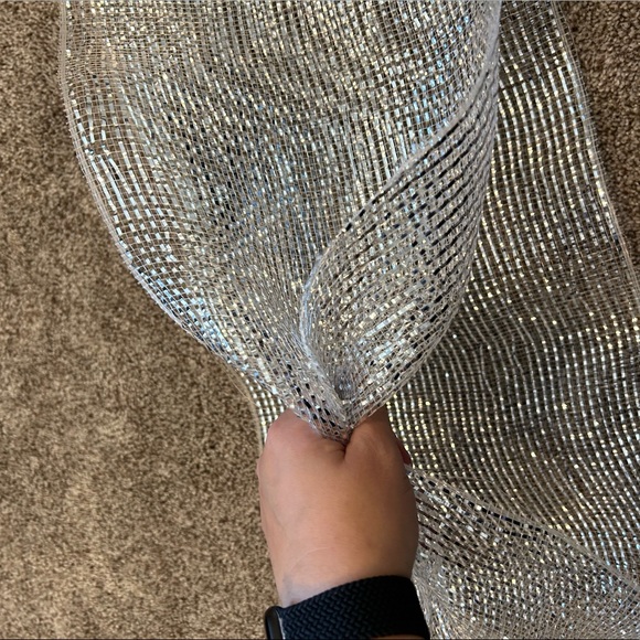 Christmas Tree Ribbon - Picture 2 of 4